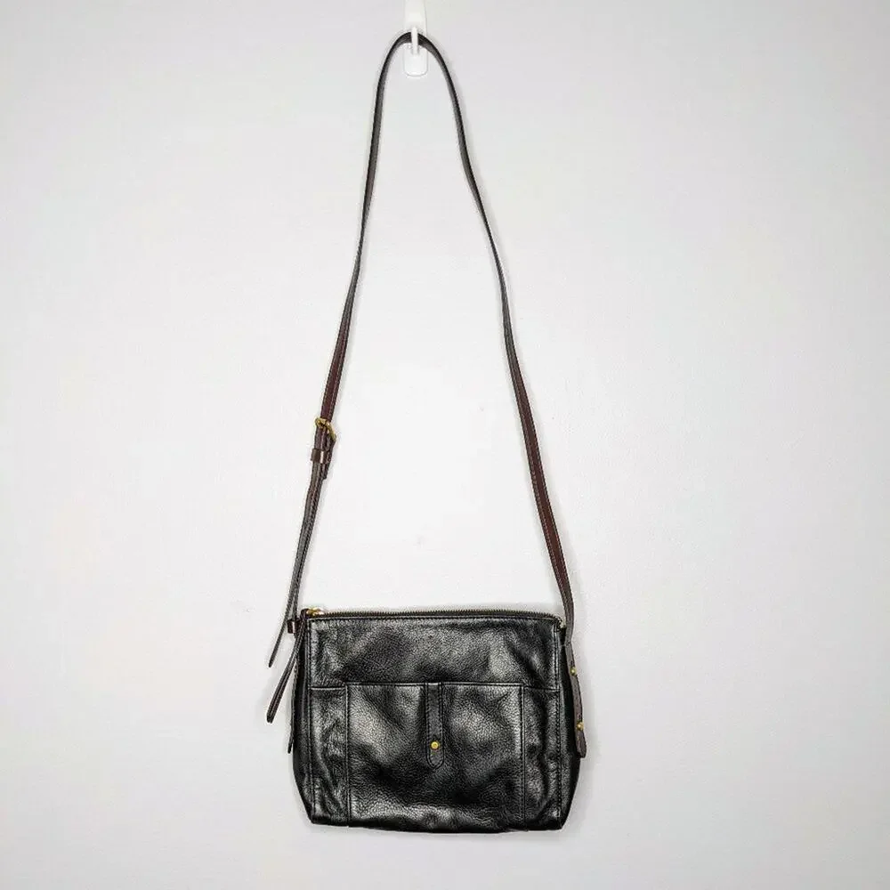 Fossil Black Gold Leather Zip Top Crossbody Bag